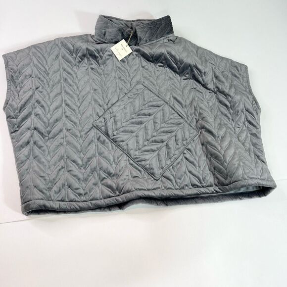 World Market Jacket Womens Small/Medium Polyester Silver Funnel Neck Lounge Ponc - Picture 1 of 9